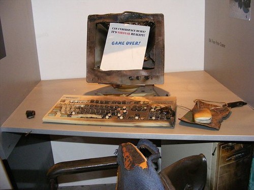 PC仍然非常活躍：請(qǐng)收回給PC的悼詞 