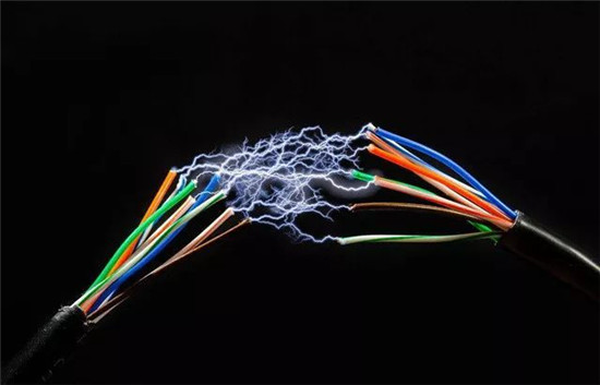 電動車的動力電池 和我的iPhone X有啥區(qū)別